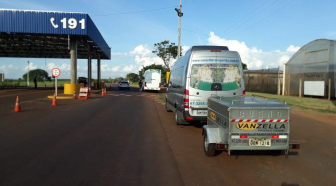 Uma forma de como ir para Bonito  utilizar o transporte de van que parte do Aeroporto de Campo Grande.