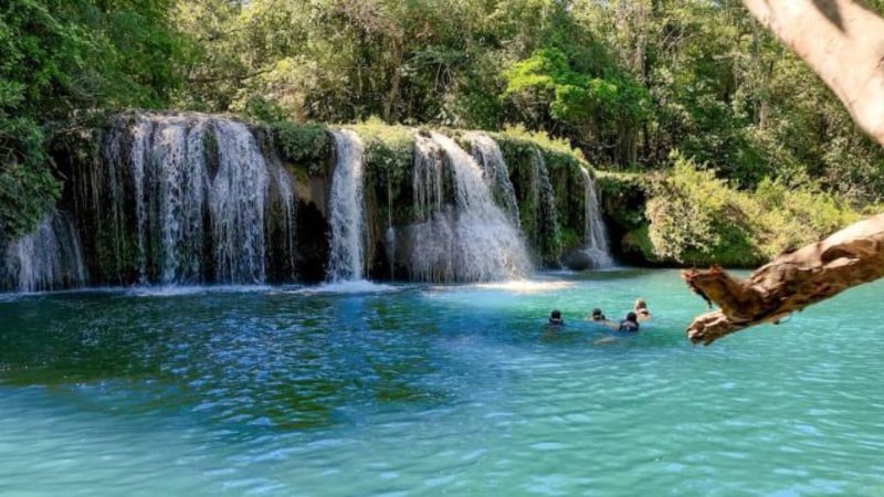 Cachoeira com 7 quedas