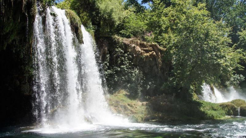 Cachoeira Com 7 Quedas (1)