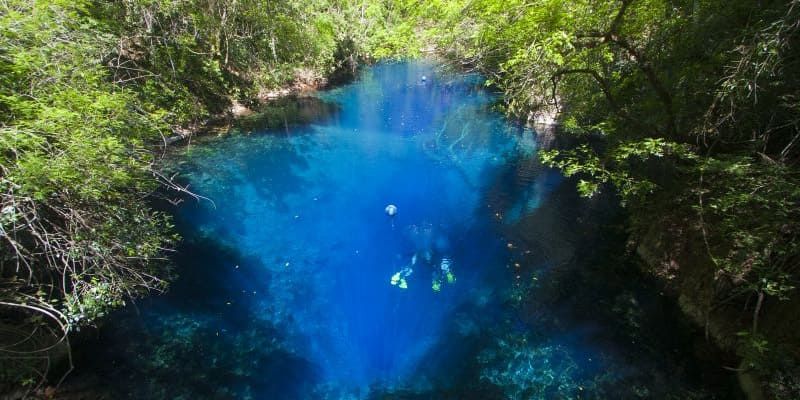 Mergulho na Lagoa Misteriosa